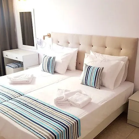 Aparthotel Elychryson Hersonissos (Crete)